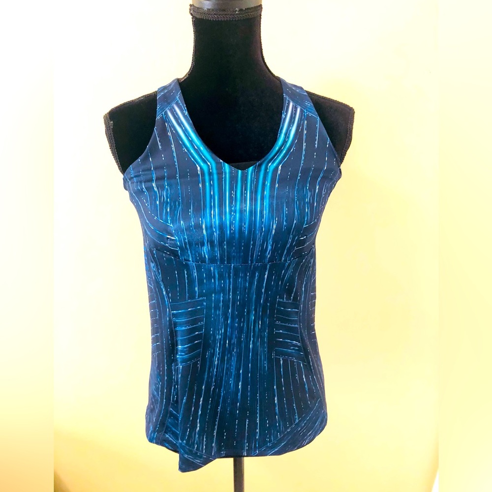 Lucy striped  active tank top  size Small Nice Condition